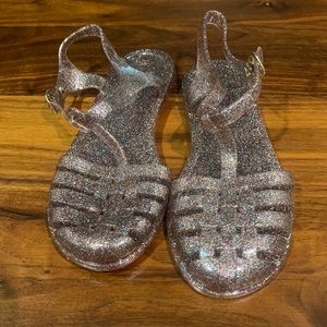 Girls size 1 rose gold glitter jellies